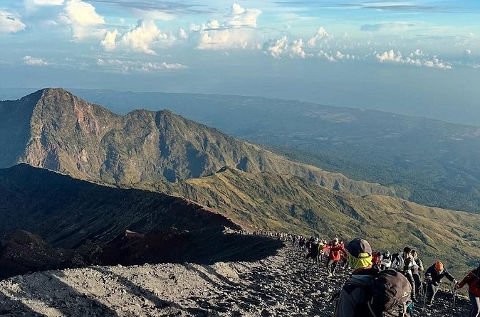 Rinjani Summit 2 days 1 night - Coming back down after the summit