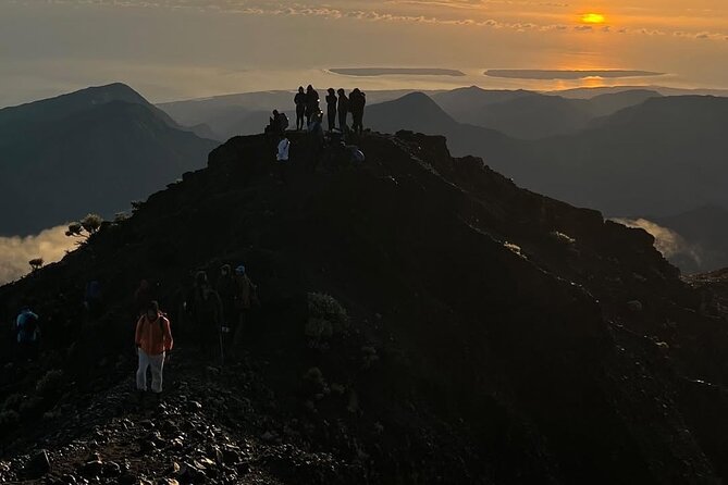 Rinjani Summit 2 days 1 night - What the $200 price really covers