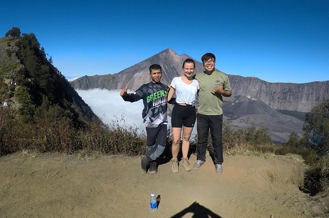 Rinjani Trekking 1 day Trek To the rim via senaru 2,642m - Breakfast, lunch, and the practical value of support