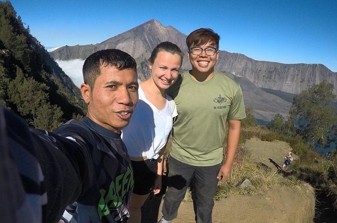 Rinjani Trekking 1 day Trek To the rim via senaru 2,642m - Who should book this one-day Rinjani trek?