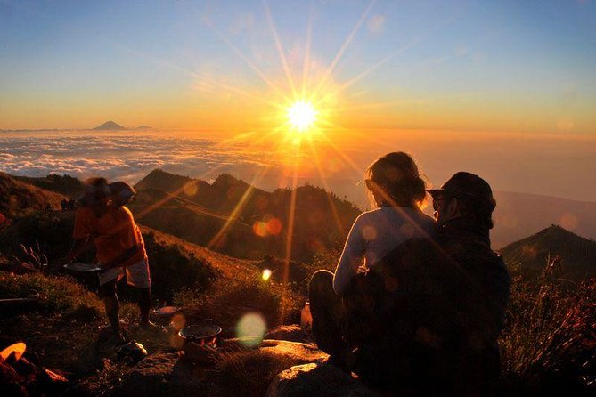 Rinjani Trekking 3D2N Summit - Full Trail - Day 2: starting from Sembalun
