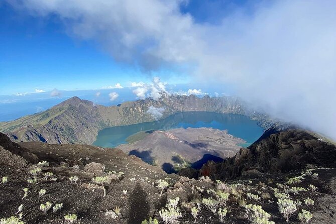Rinjani Trekking 3D2N Summit - To The Spectacular Views - Day 4: Descending into Senaru Village