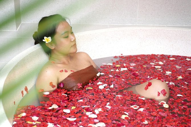 Royal Traditional Lulur Balinese Massage 2 hours Spa At Nusa Dua Bali - The Balinese oil massage