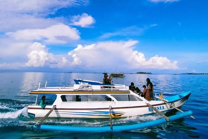 Snorkling trip 3 gili(terawangan, meno,air) - Gili Trawangan and the sunken scooters