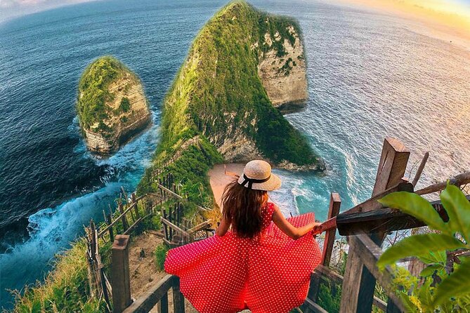Solo Traveler in Nusa Penida - Crystal Bay and a White-Sand Start