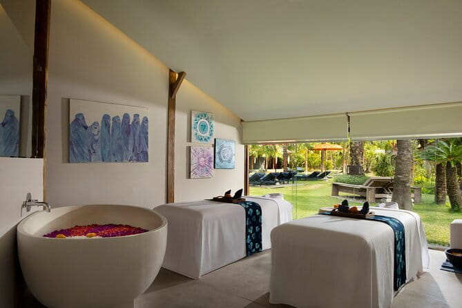 Spa at Heiwa with Dining Included at Hiiragi - Sixty minutes of Zen Energy Renewal aromatherapy massage