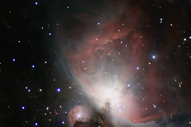 Stargazing Under the Bali Skies - From the Moon’s craters to Saturn’s rings