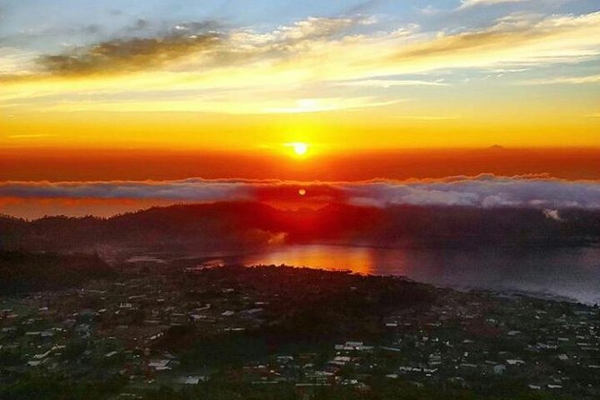 Sunrise mount batur trecking all inclusive - The One-Hour Climb Up an Active Volcano