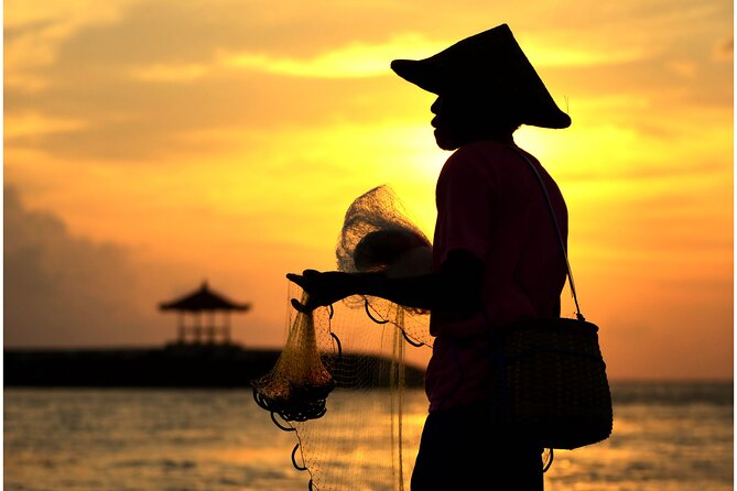 Sunrise With Fisherman Shot Tour in Bali - Sanur Beach: fishermen, nets, and the first light