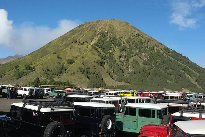 Surabaya Bromo Ijen Drop Bali 3-Day Private Tour - Day 3: the 3-kilometer climb to Ijen Crater