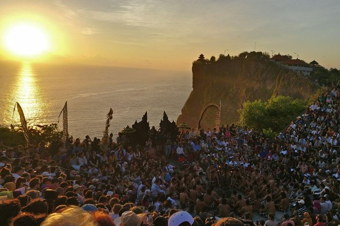 Tanah Lot and Uluwatu Temple - Stunning Ocean View with Sunset - The 9 a.m. pickup from Seminyak