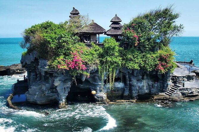 Tanah Lot Tour & North Bali Tour : All-Inclusive Best Experience - Tanah Lot: Bali’s famous temple on the sea