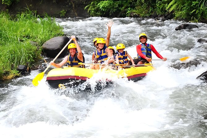 Telaga Waja White Water Rafting - With No Step or Stair : Bali Best Adventures - What happens before you get wet