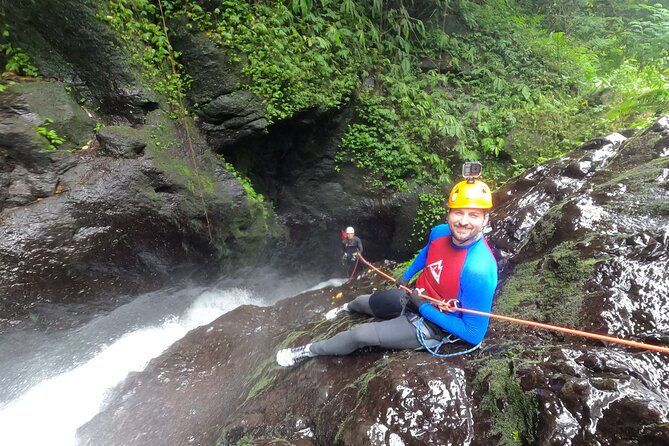 The Natural Canyoning in Alam Canyon - A short lesson before the ropes come out