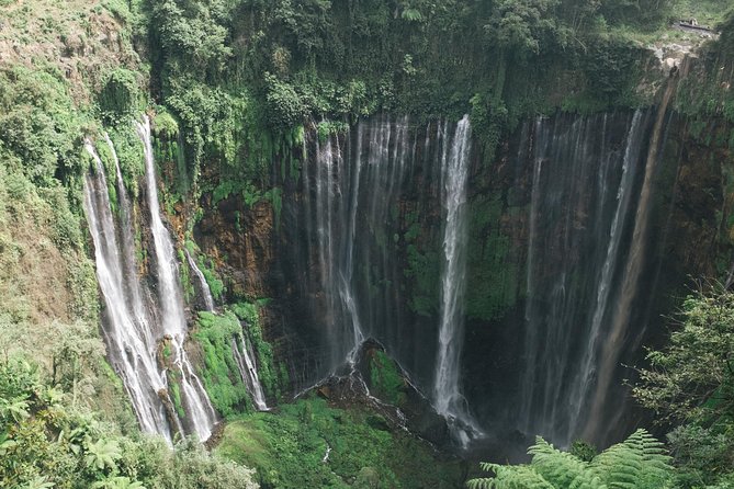 Tumpak Sewu Waterfall & Tetes Cave: A Trip from Malang & Surabaya - The 30-minute descent to the waterfall base