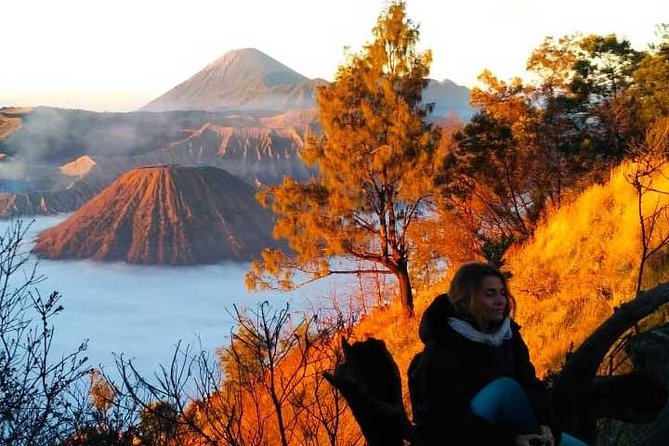 Tumpak Sewu waterfall & volcano Bromo - start Surabaya // 2 days & 1 night - Sunrise at Gunung Penanjakan