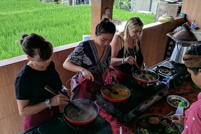 Ubud Cooking Class with Optional Market Visit Pickup Included - Is $18.95 a fair price in Ubud?