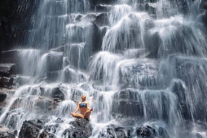 Ubud Full Day - Monkey Forest, Rice Terrace and Waterfalls Tour - Starting with macaques at Sacred Monkey Forest