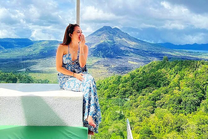 Ubud Instagram Tour – Stunning Views & Flexible Itinerary - Handara Gate and the two Gates of Heaven