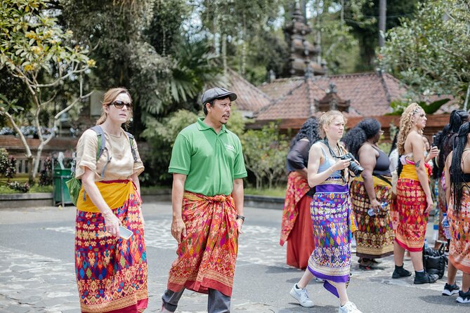Ubud Small Group Tour: Monkey Forest, Tegalalang Rice Terraces and more - Tirta Empul: the day’s most meaningful cultural stop