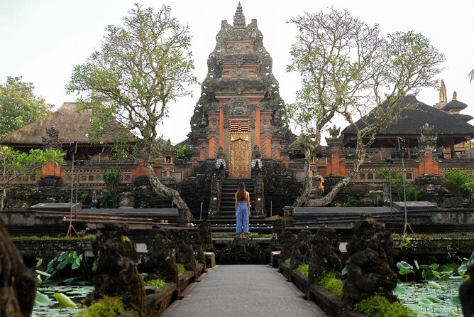 Ubud: Waterfall, Rice Terraces, and Monkey Forest Private Tour - Luwak coffee: an unusual tasting stop