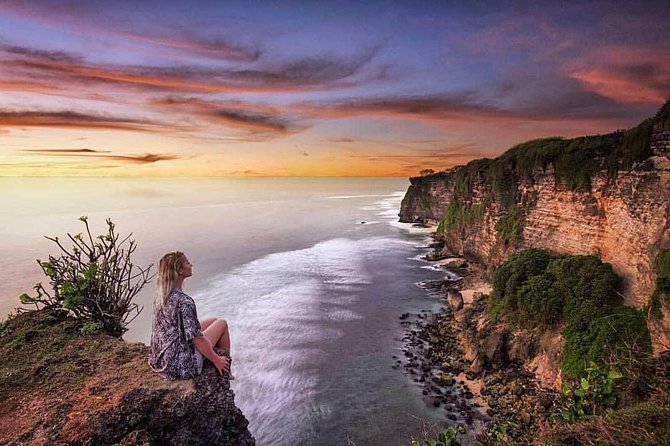 Uluwatu & Kecak Dance Tour (Private Half Day Tour) - Uluwatu Temple sits above a serious drop