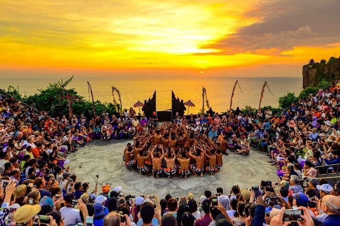 Uluwatu Kecak Tickets A Spectacular Show - Arriving at Uluwatu Temple in Pecatu