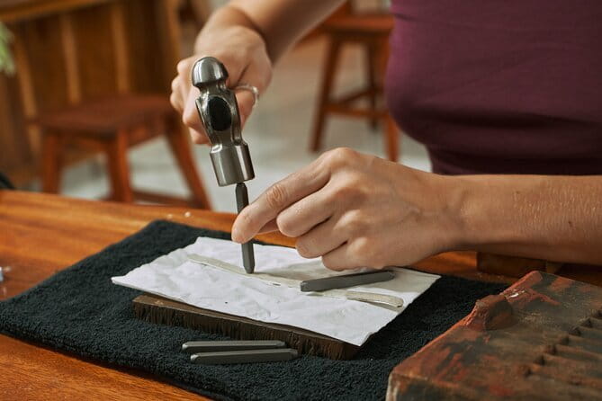 Uluwatu Silver Class: A Unique Jewelry-Making Experience in Bali - Key points before you book