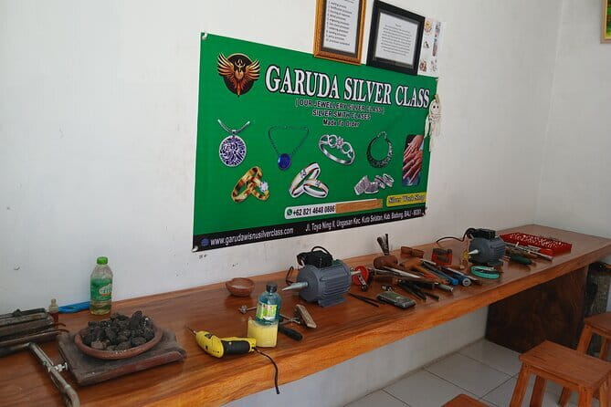 Uluwatu Silver Class: A Unique Jewelry-Making Experience in Bali - What the strongest praise gets right