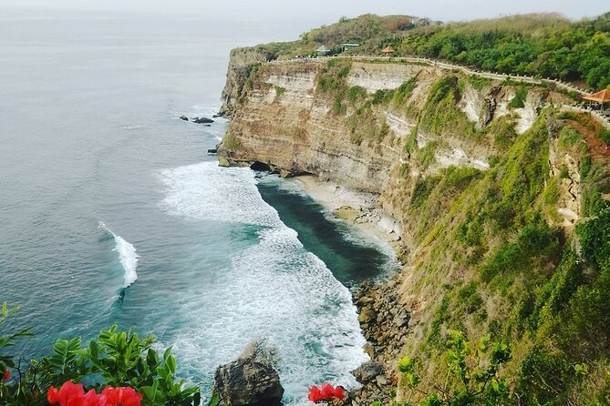 Uluwatu Sunset, Kecak Dance and Jimbaran Seafood Dinner - Suluban Beach Requires Energy and Careful Footwear