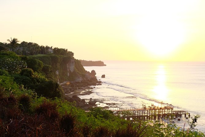Uluwatu Sunset, Kecak Dance and Jimbaran Seafood Dinner - Jimbaran Bay Ends the Day at a Seafood Table