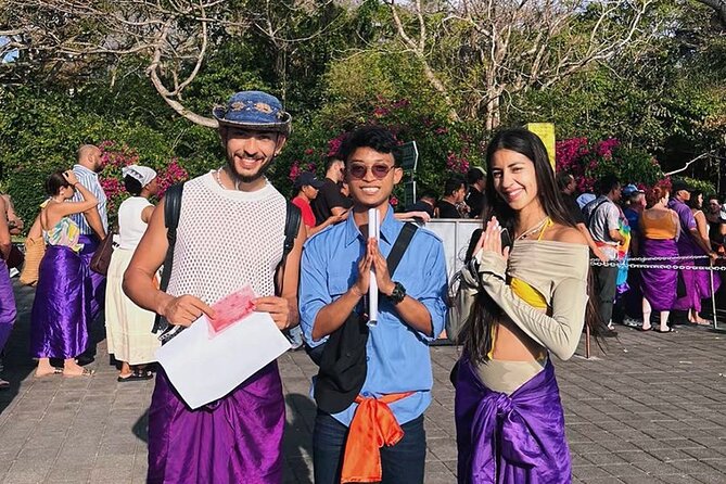 Uluwatu Temple Entrance & Kecak Dance Tickets - Practical details that affect your evening