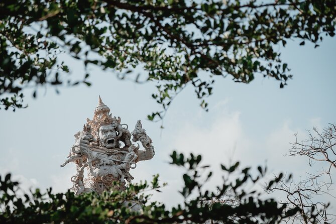 Uluwatu Temple Excursion - FREE WI-FI - Lunch, tickets, and the real cost