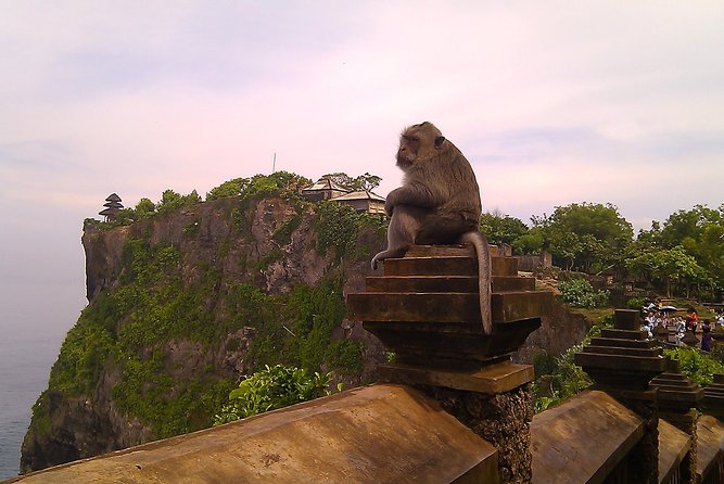 Uluwatu Temple & Kecak Fire Dance Tour - Small Details That Make the Evening Easier