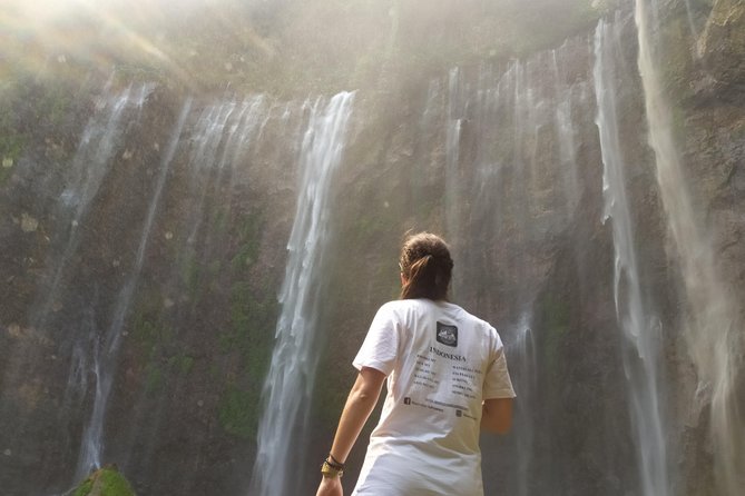Waterfalls Tour - Reaching the waterfall by a demanding route