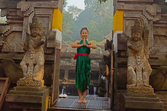 Wonderful of Ubud Private Guided Tour - Starting with the Barong and Kris dance