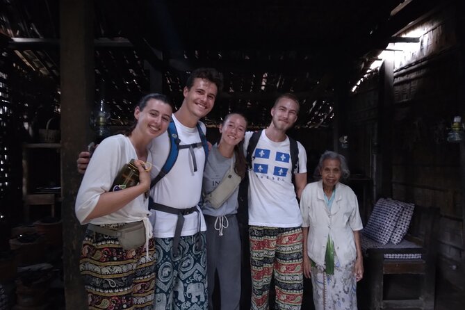 Yogyakarta: Borobudur Top Access & Prambanan Temple Private Tour - What the driver does well