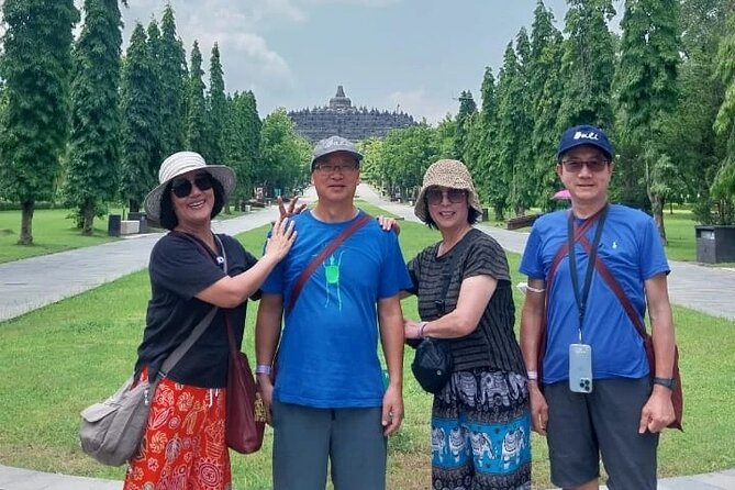 Yogyakarta Car Rental with Driver for Daily and Multi-Day Tours - Key points at a glance