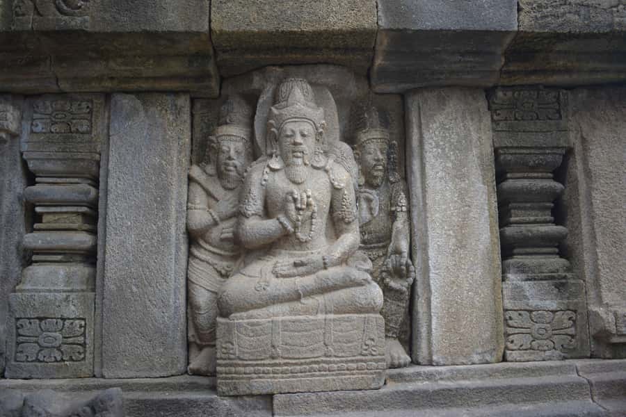 Yogyakarta: Prambanan Temple Entrance Ticket - A street-food stop near the exit